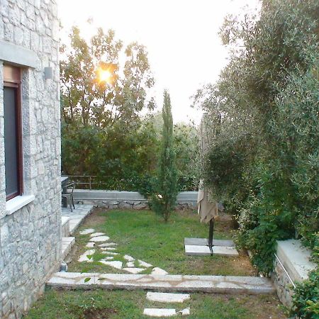 Thelgi Villa Kalamata Exterior photo