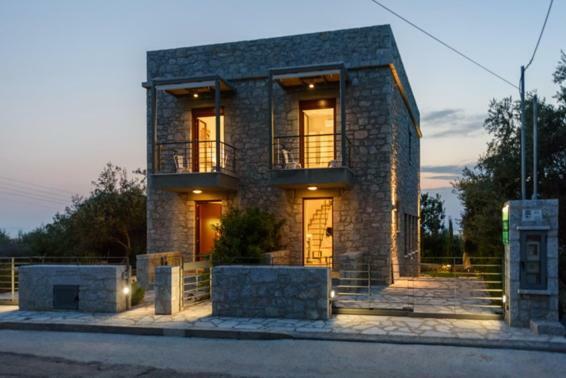 Thelgi Villa Kalamata Exterior photo