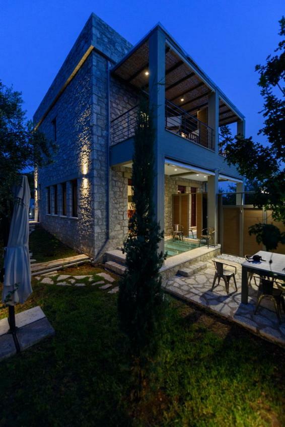 Thelgi Villa Kalamata Exterior photo